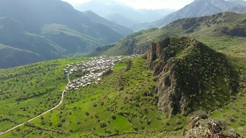 مسیر دسترسی به روستای دل کردستان